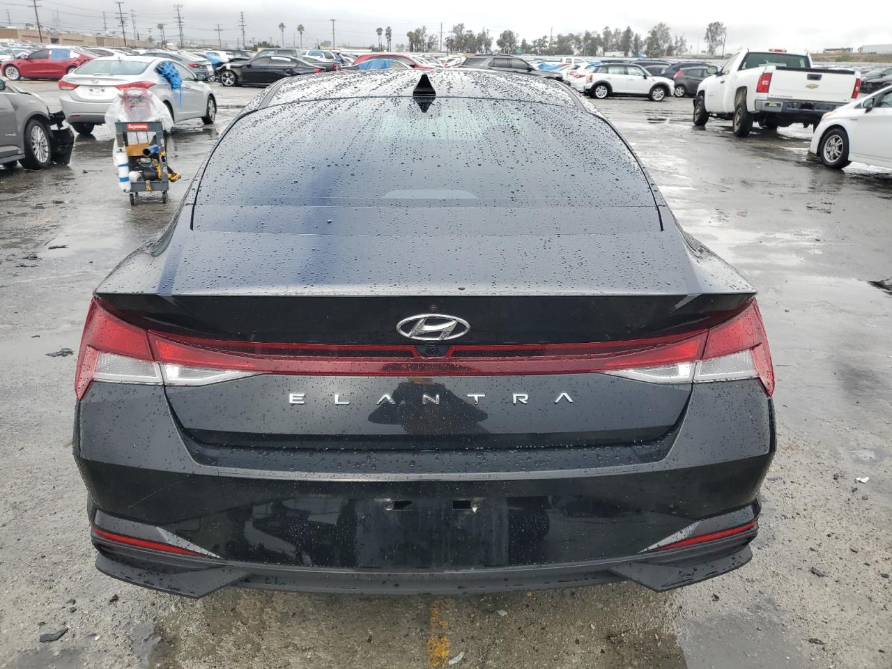 HYUNDAI ELANTRA 2022 — 7
