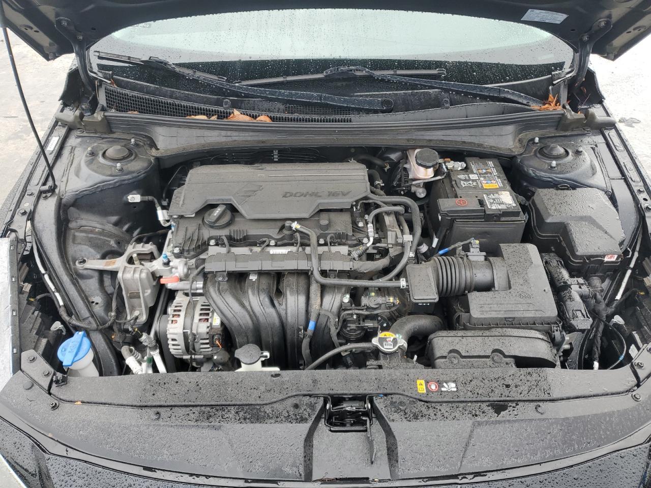 HYUNDAI ELANTRA 2022 — 13
