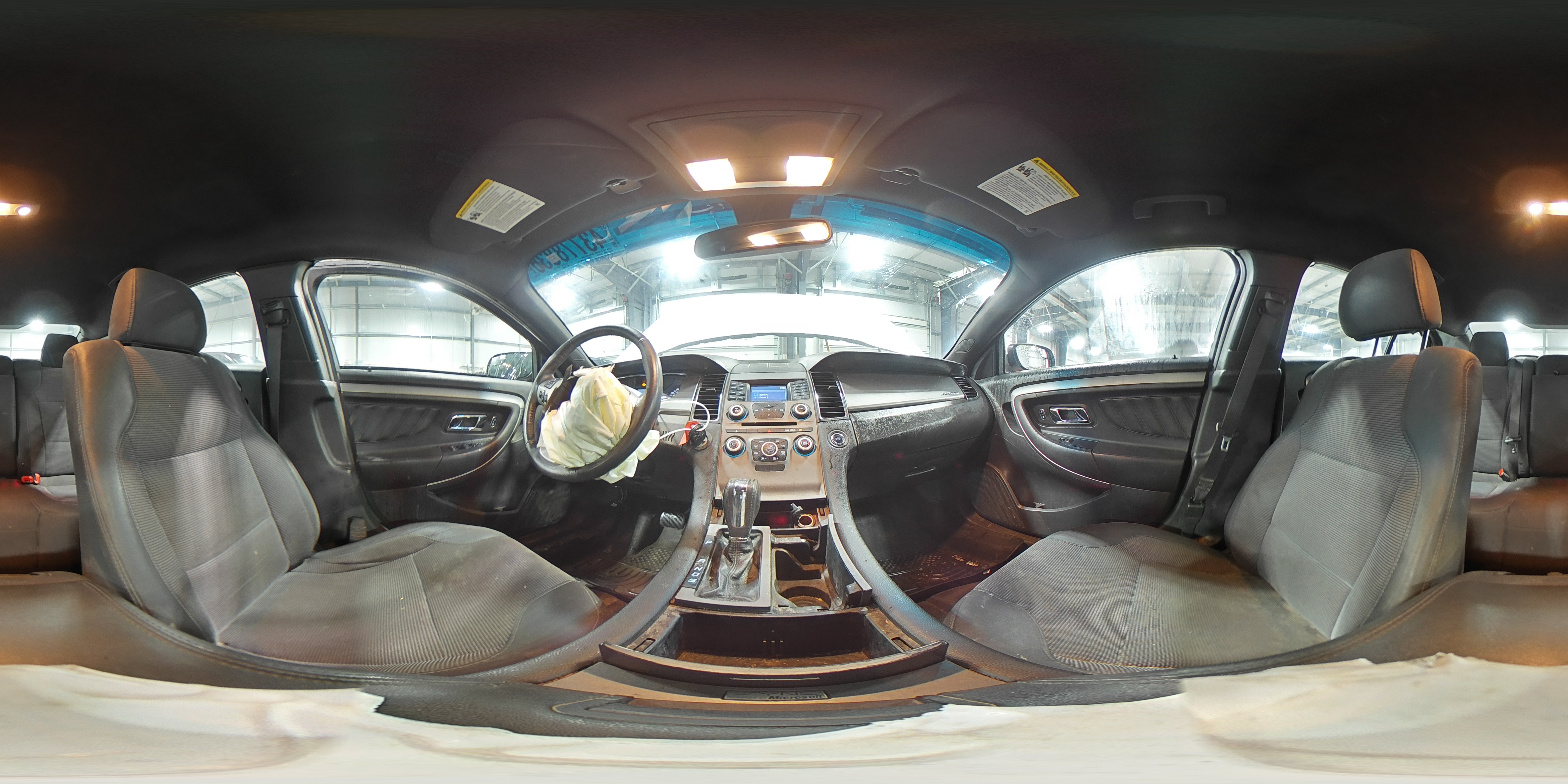FORD TAURUS 2015 — 14