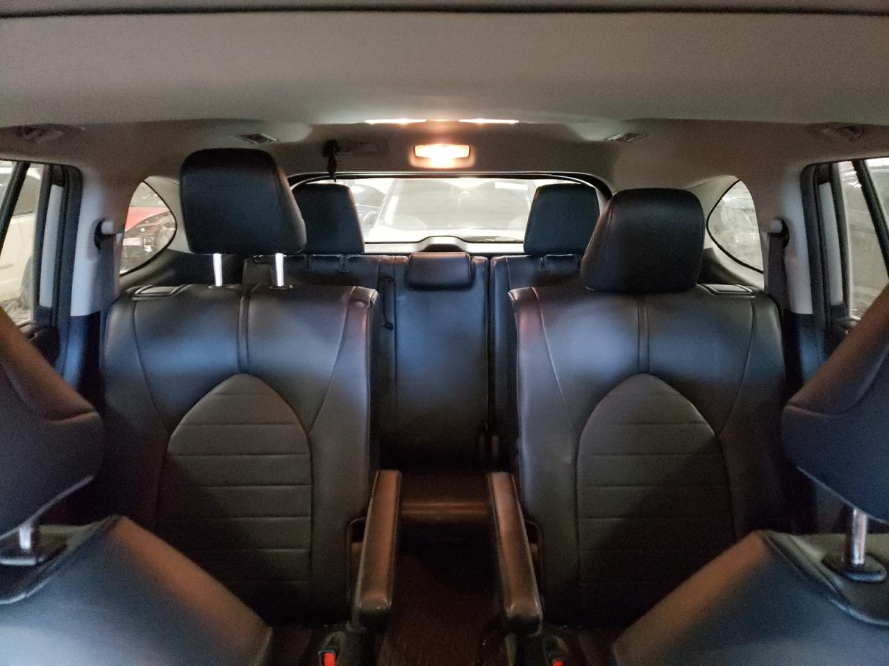 TOYOTA HIGHLANDER 2020 — 11