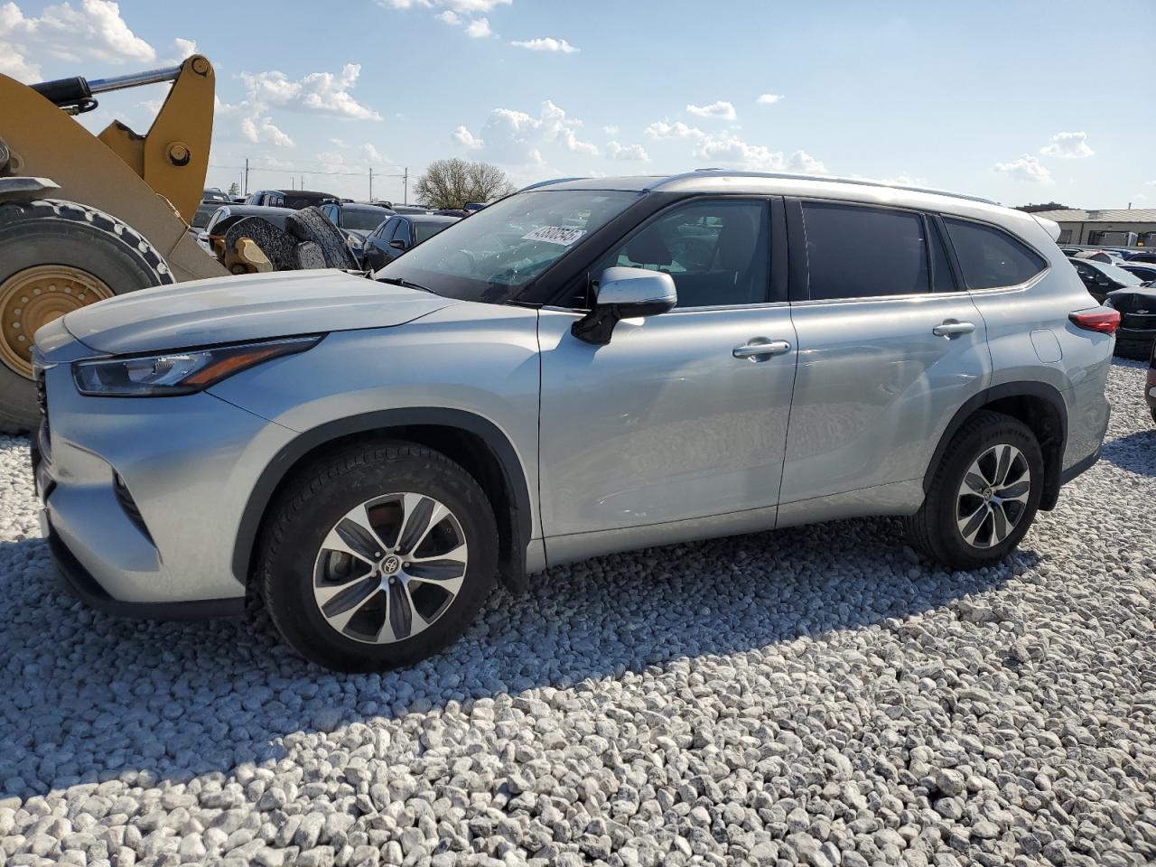 2020 TOYOTA HIGHLANDER XLE