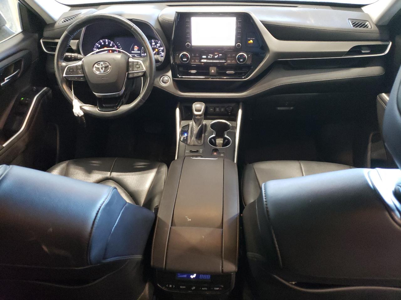 TOYOTA HIGHLANDER 2020 — 9