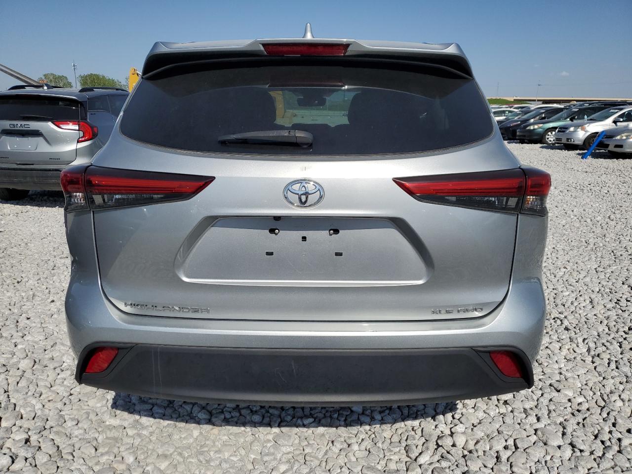 TOYOTA HIGHLANDER 2020 — 7