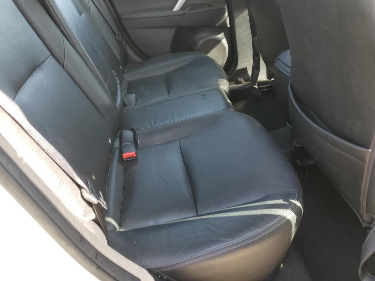 MAZDA 3 2012 — 11