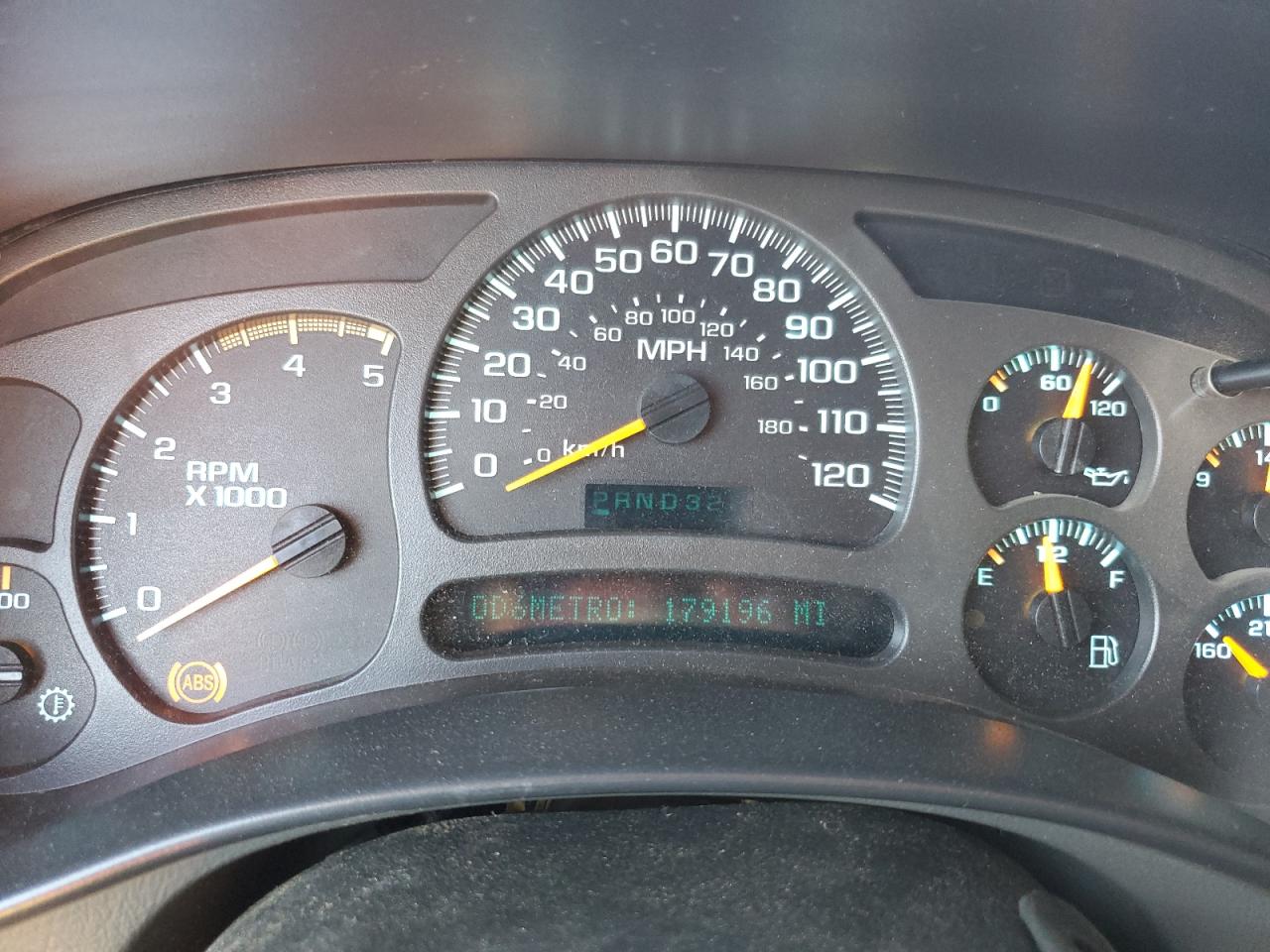 GMC SIERRA 2004 — 10