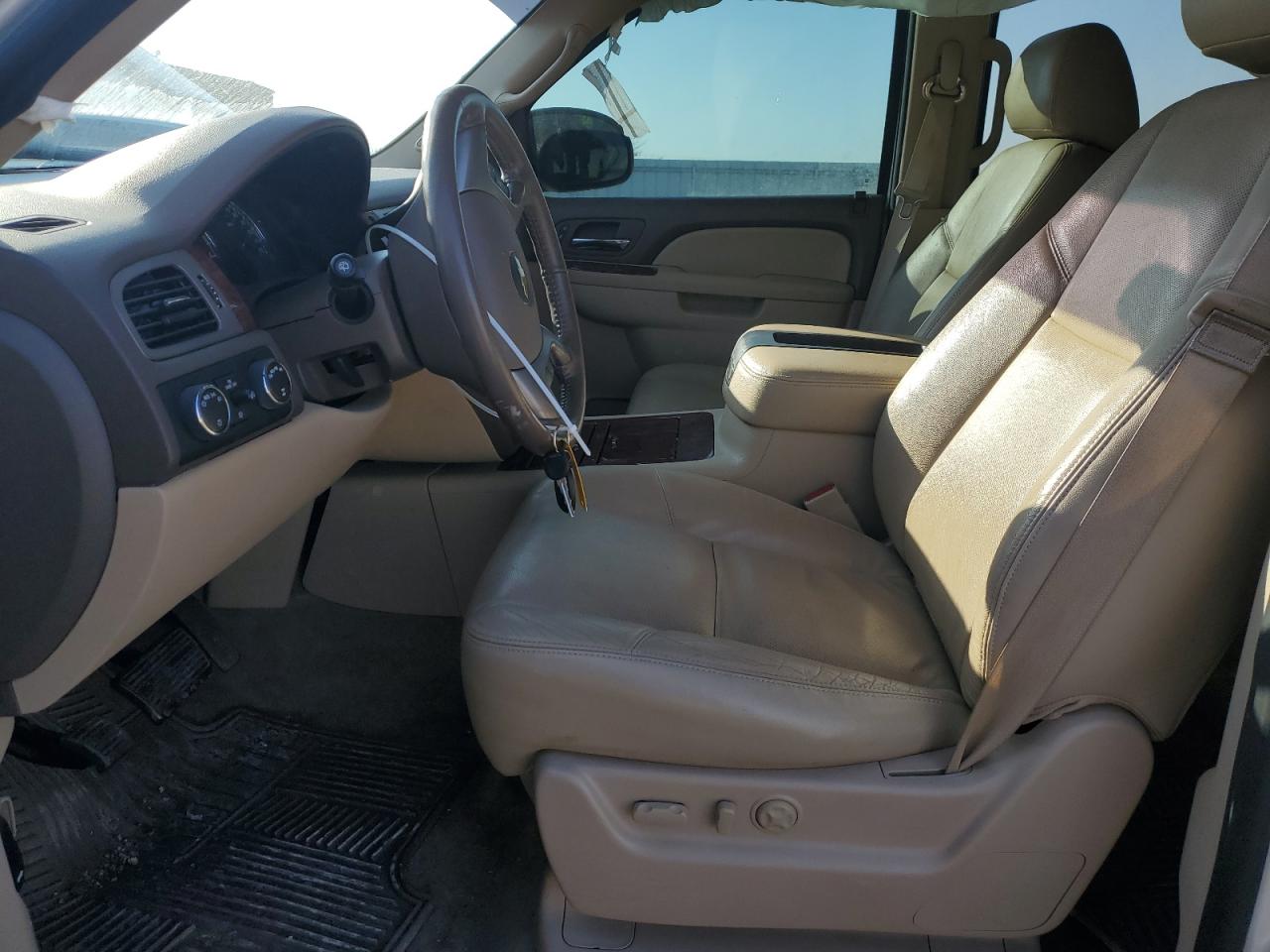 CHEVROLET TAHOE 2013 — 8