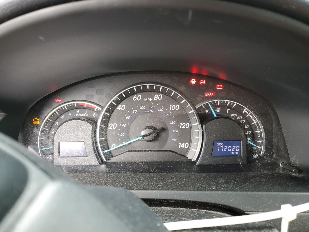 TOYOTA CAMRY 2012 — 10