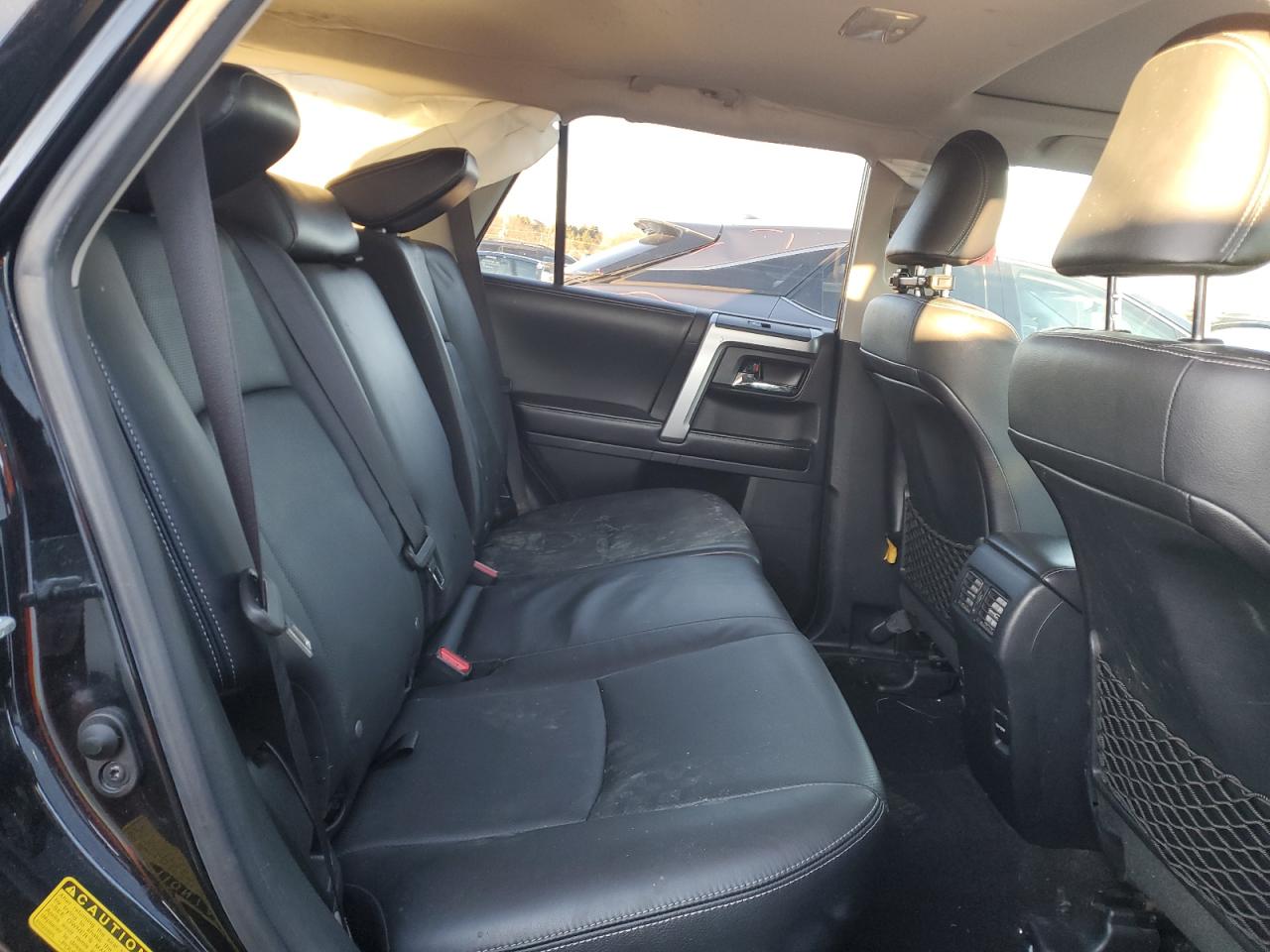 TOYOTA 4RUNNER 2016 — 12