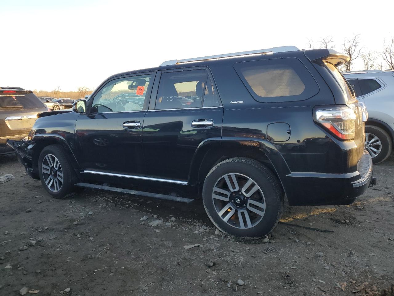 TOYOTA 4RUNNER 2016 — 3