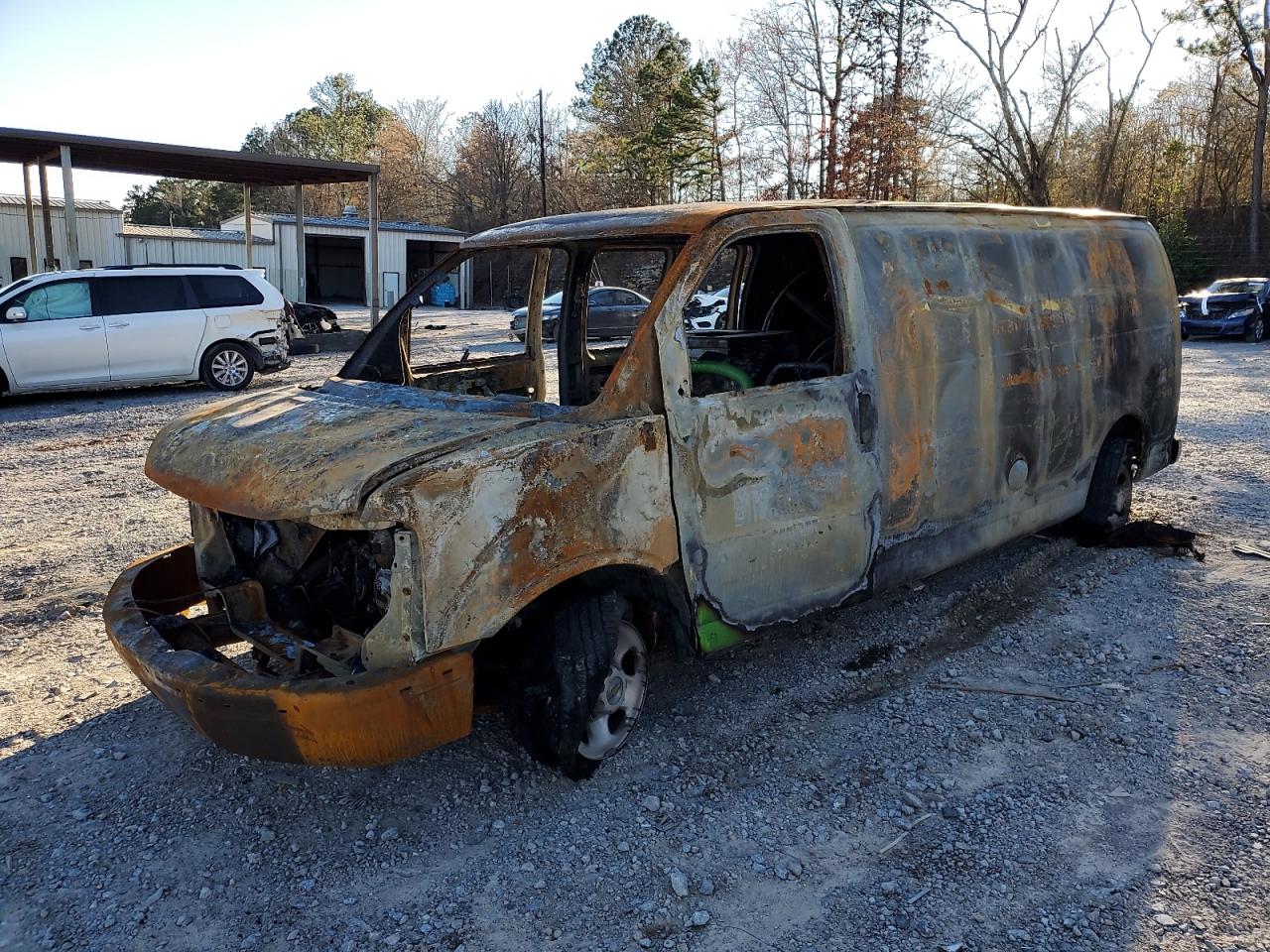 CHEVROLET EXPRESS G3500 2004 — 2