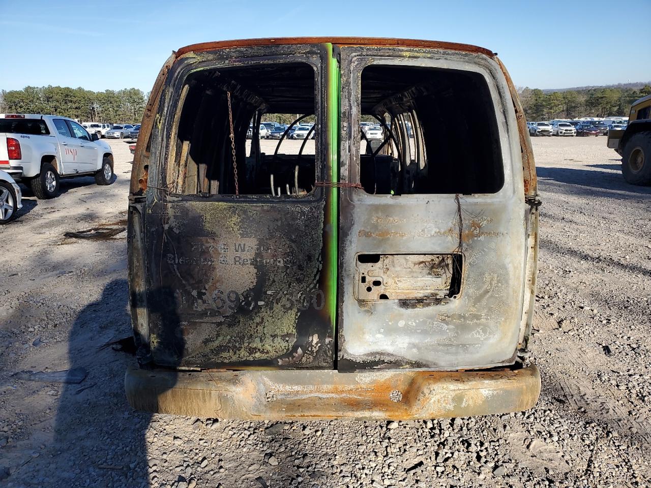 CHEVROLET EXPRESS G3500 2004 — 7