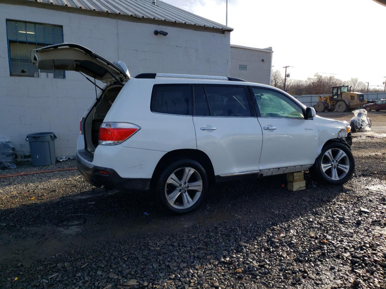 TOYOTA HIGHLANDER 2011 — 4