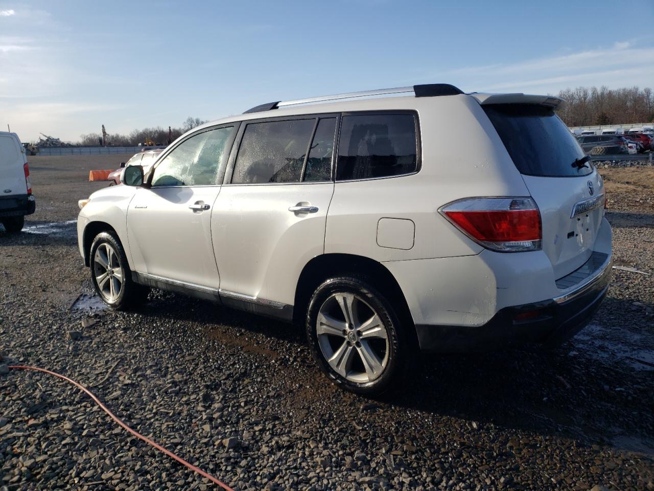 TOYOTA HIGHLANDER 2011 — 3