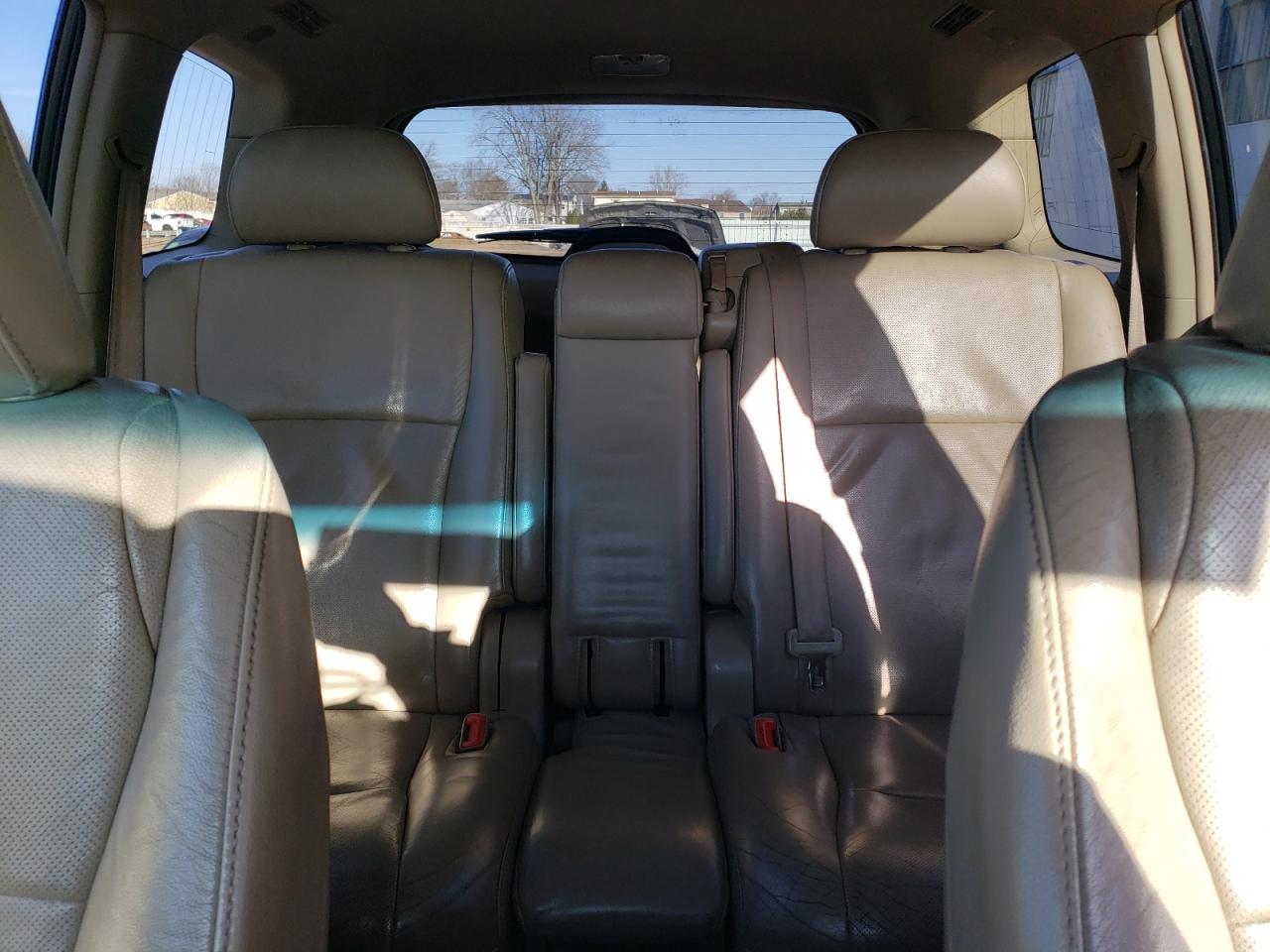 TOYOTA HIGHLANDER 2011 — 11