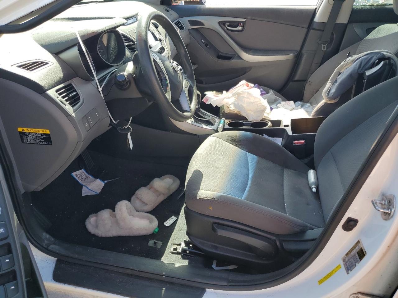 HYUNDAI ELANTRA 2016 — 8