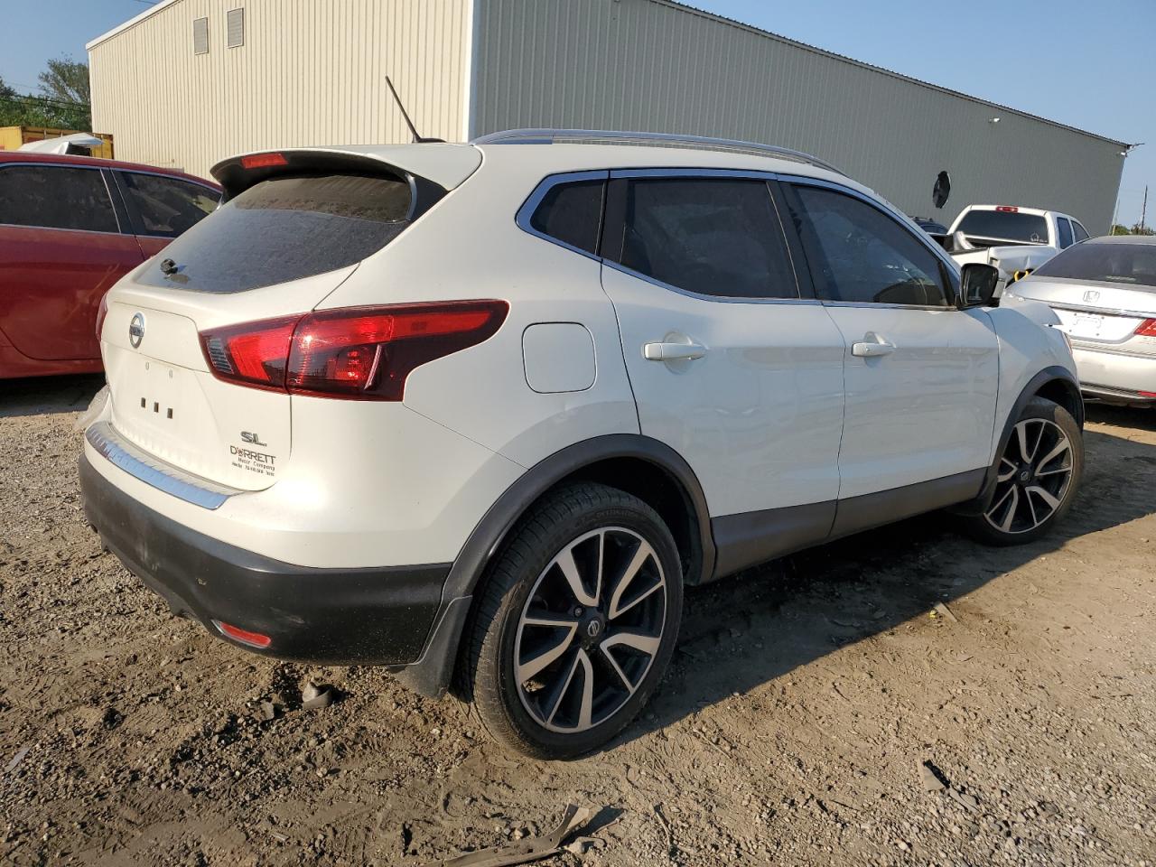 NISSAN ROGUE SPORT 2018 — 4