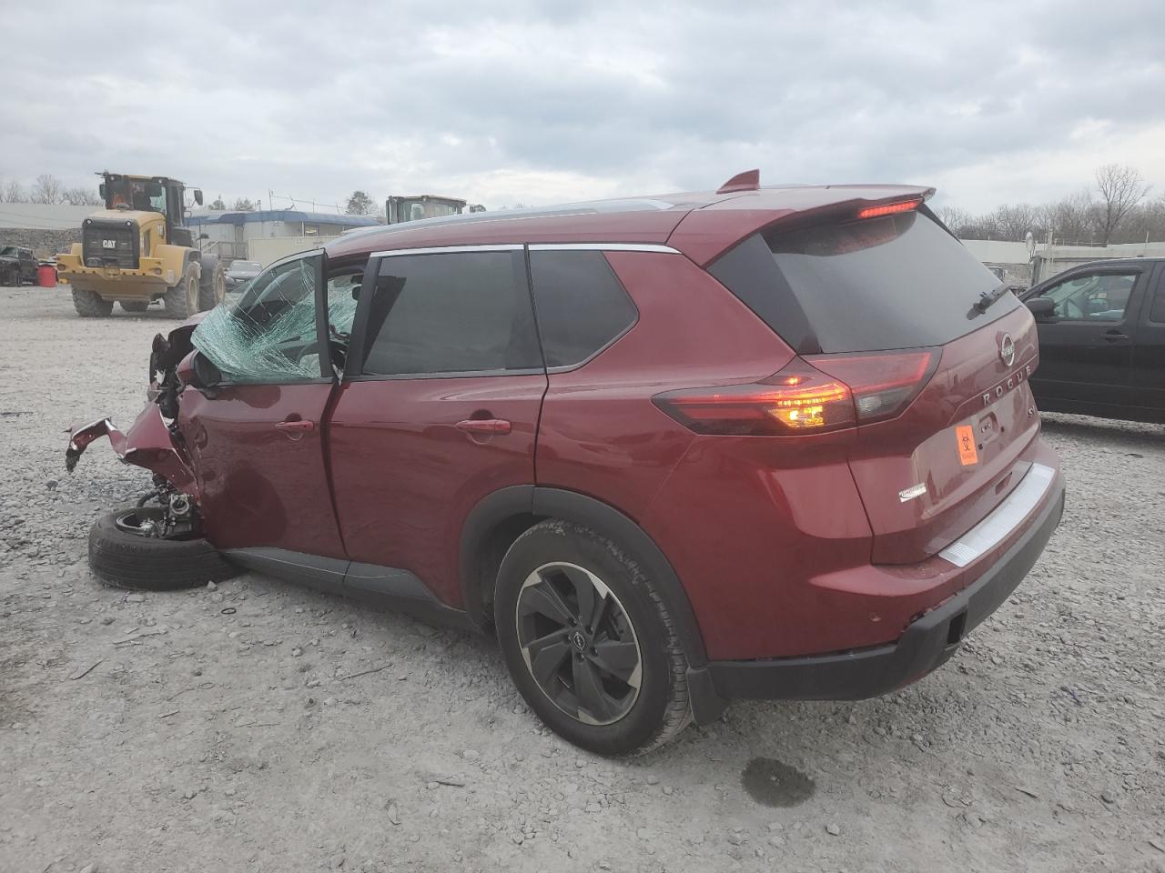 NISSAN ROGUE 2024 — 3