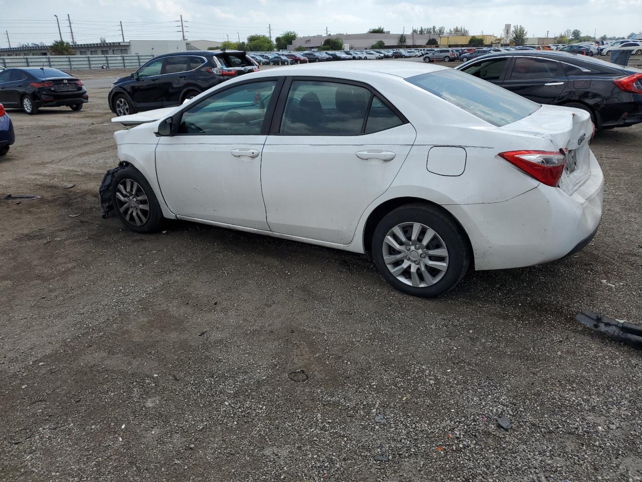 Toyota Corolla 2016 — 2