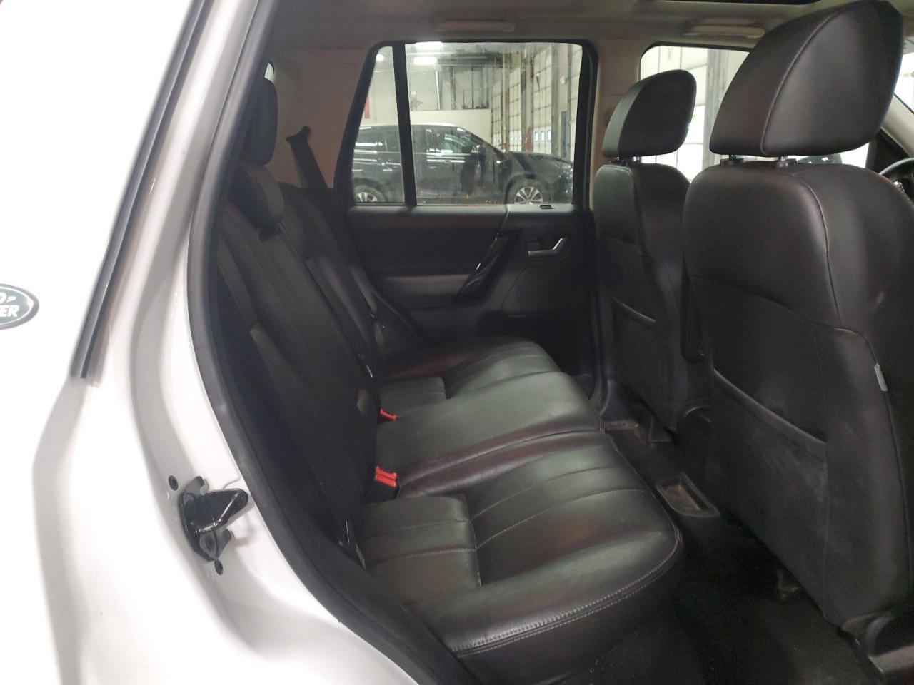 LAND ROVER LR2 2014 — 12