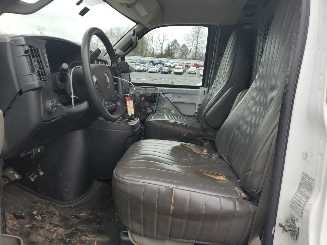 CHEVROLET EXPRESS G2500 2016 — 8