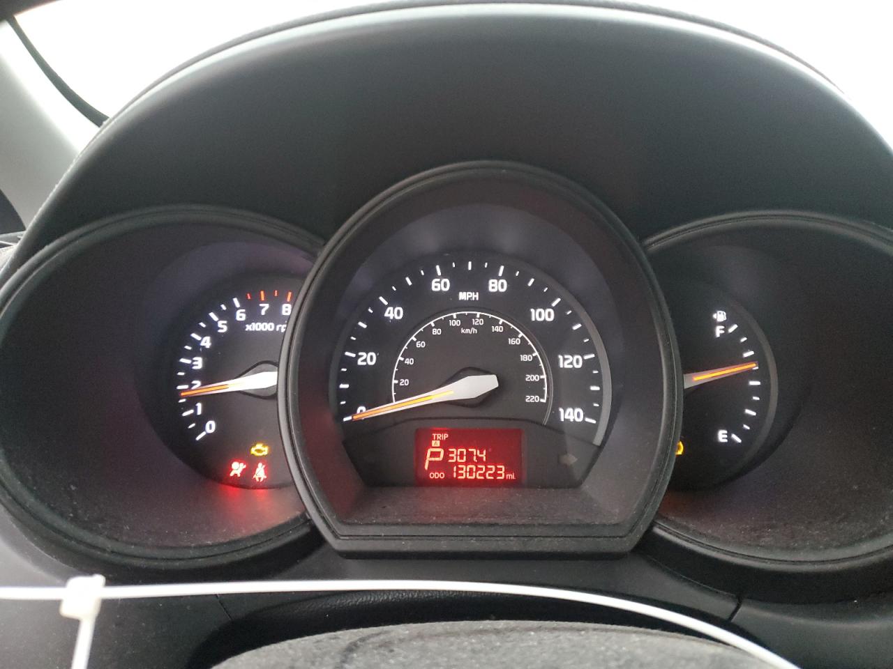 KIA RIO 2013 — 10