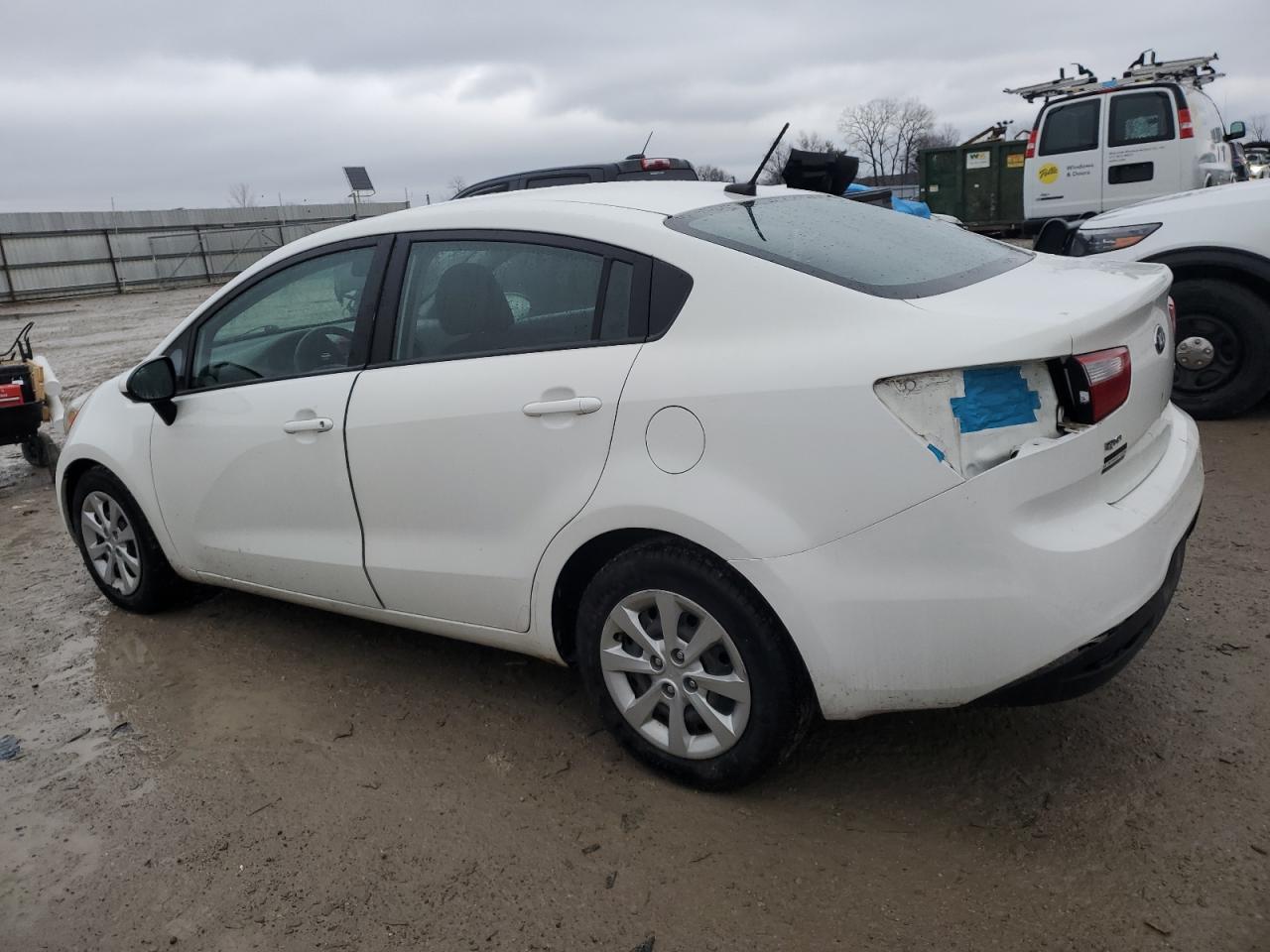 KIA RIO 2013 — 3