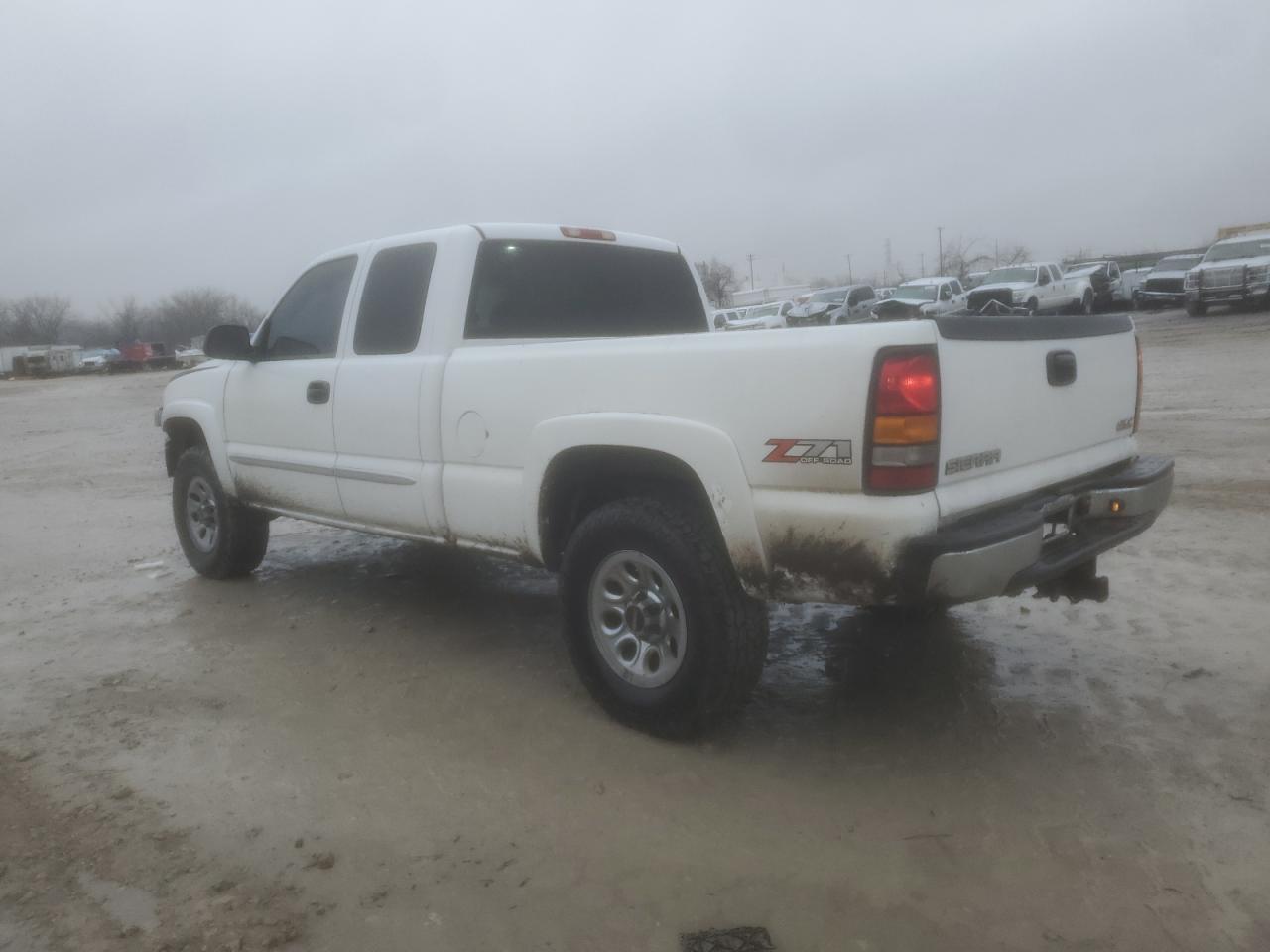 GMC SIERRA 2005 — 3