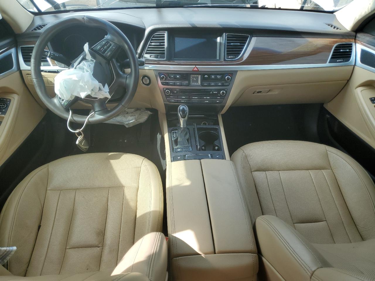 HYUNDAI GENESIS 2015 — 9