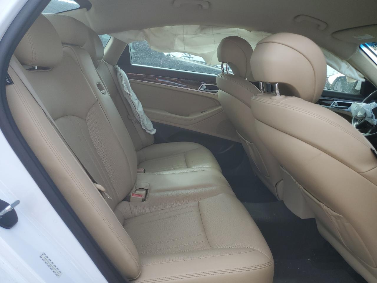 HYUNDAI GENESIS 2015 — 11