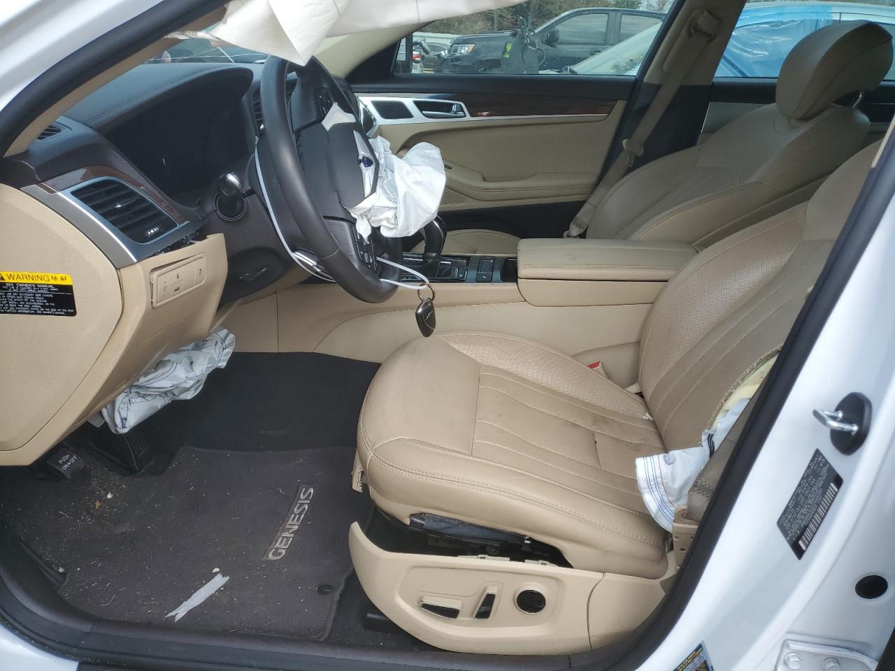 HYUNDAI GENESIS 2015 — 8