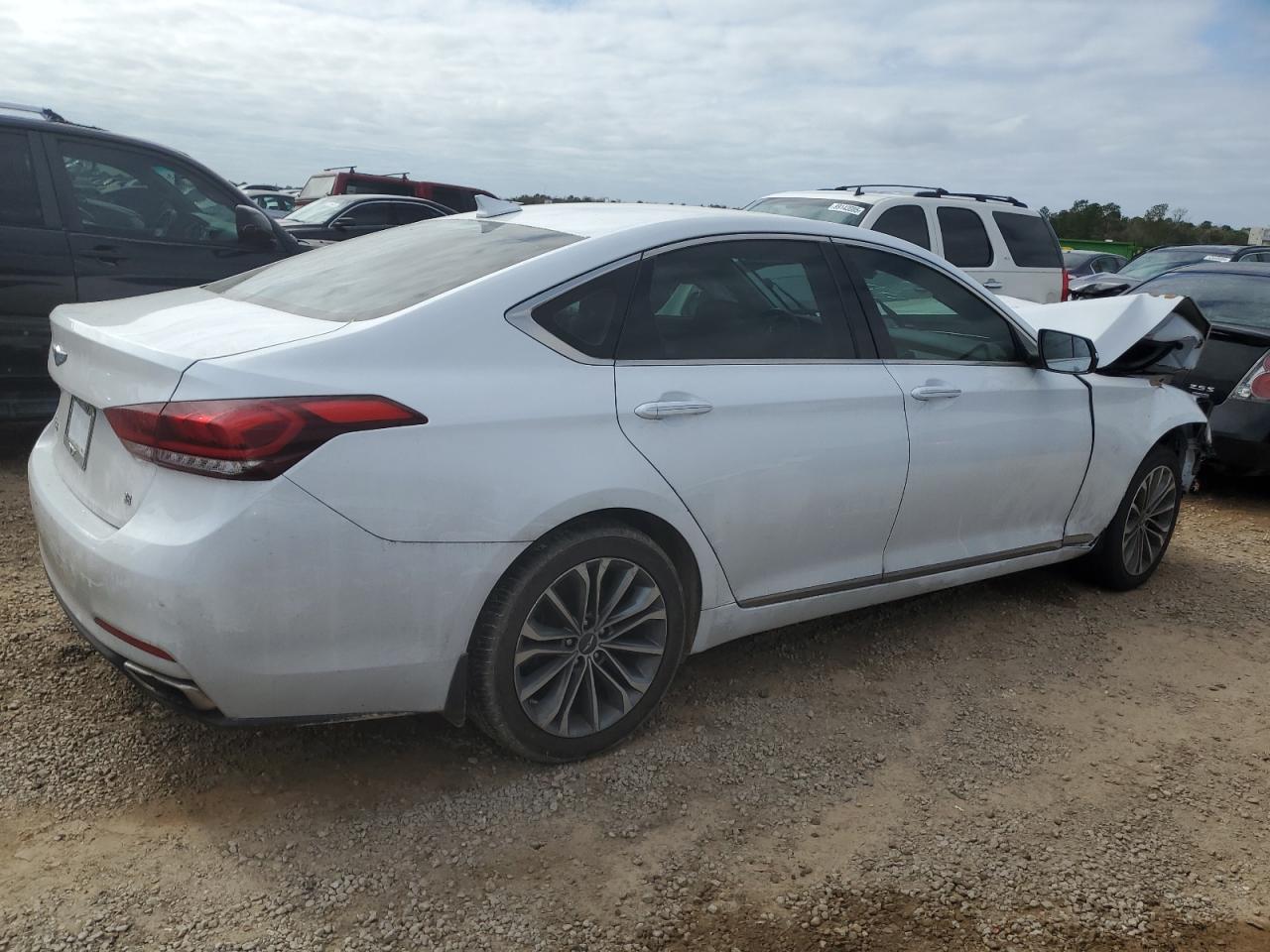 HYUNDAI GENESIS 2015 — 4