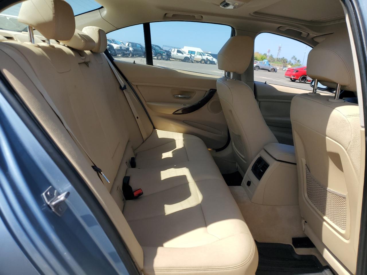 BMW 328 2013 — 11