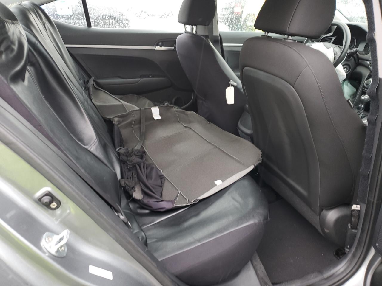 HYUNDAI ELANTRA 2019 — 11