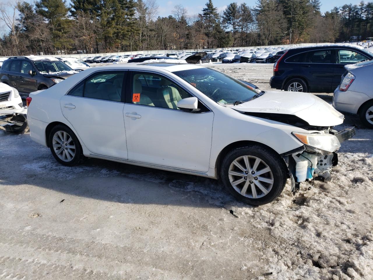 2012 TOYOTA CAMRY SE