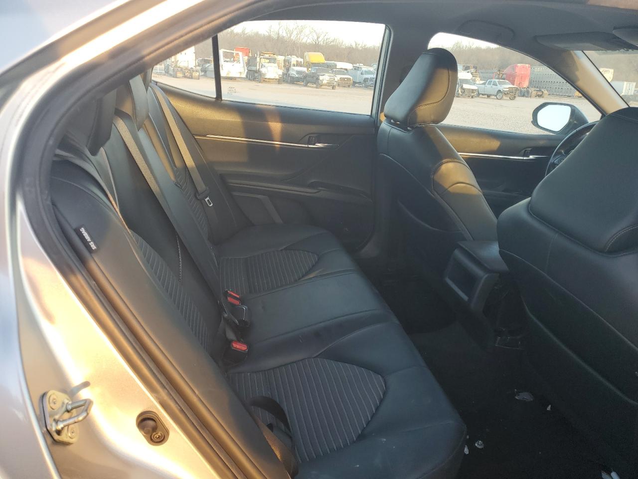 TOYOTA CAMRY 2020 — 11