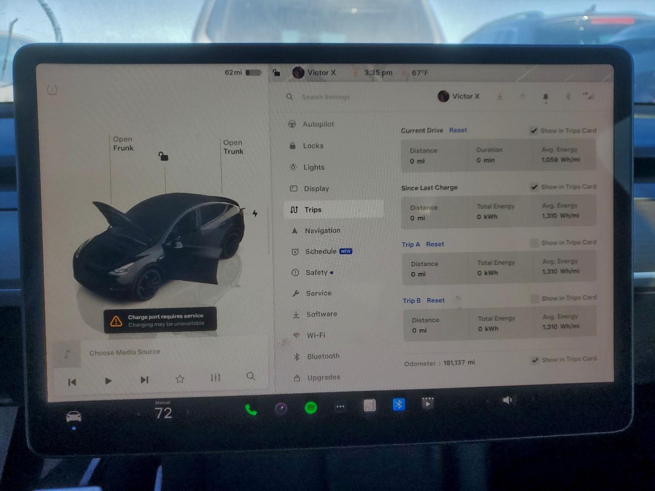 TESLA MODEL Y 2022 — 10