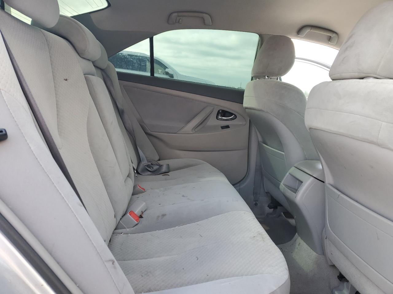 TOYOTA CAMRY 2009 — 11