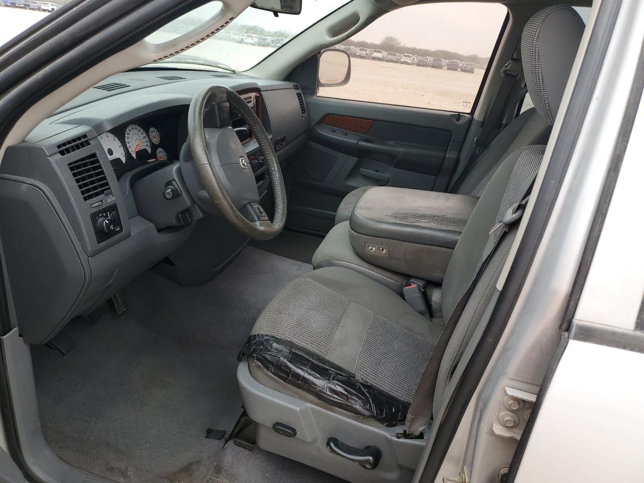 DODGE RAM 1500 2006 — 8