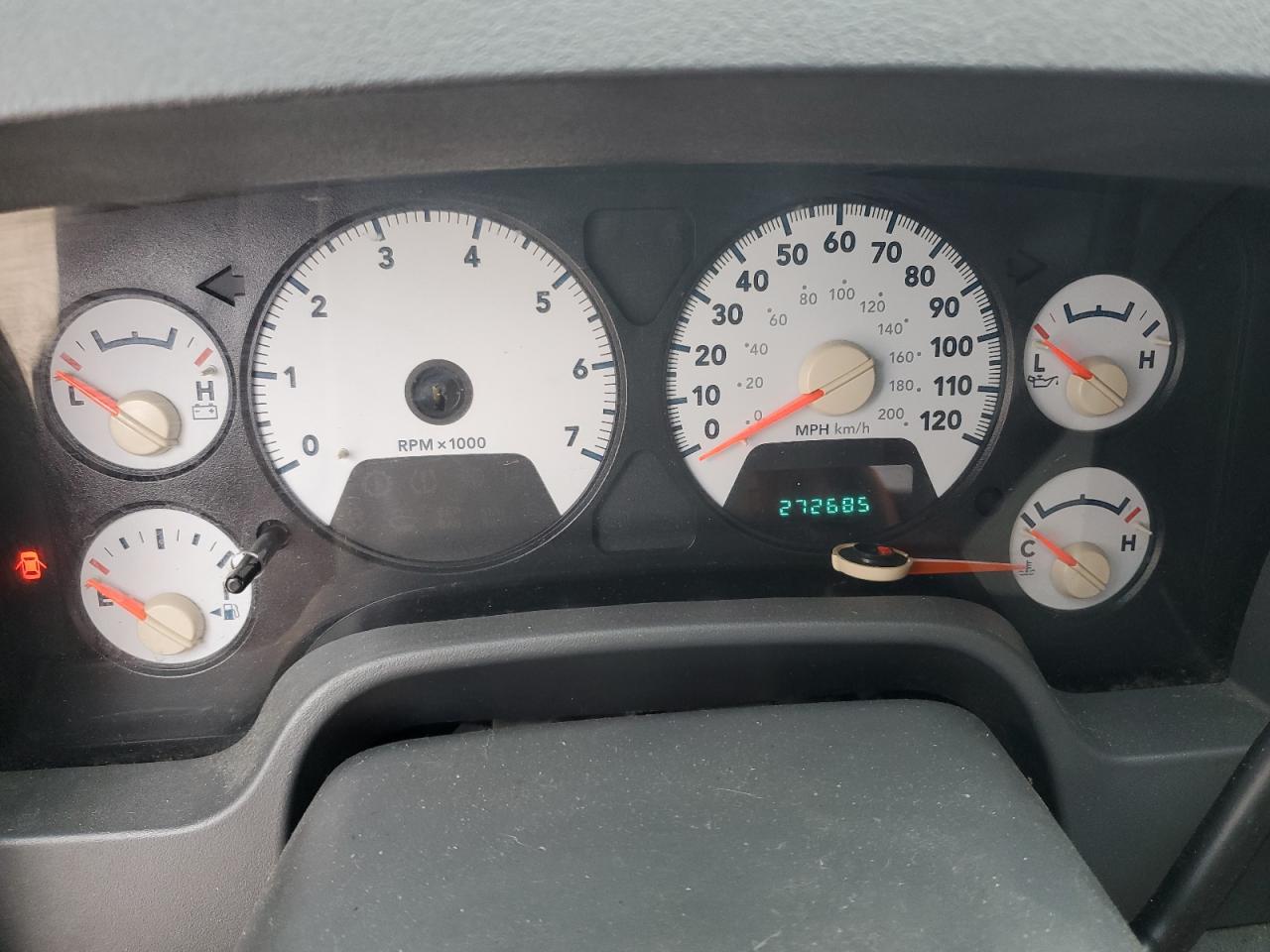 DODGE RAM 1500 2006 — 10