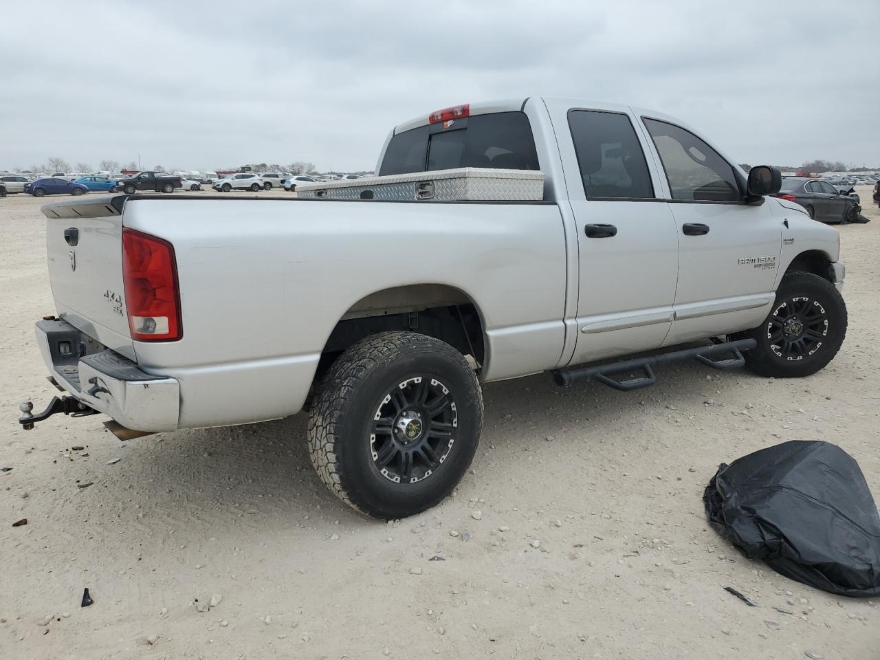 DODGE RAM 1500 2006 — 4