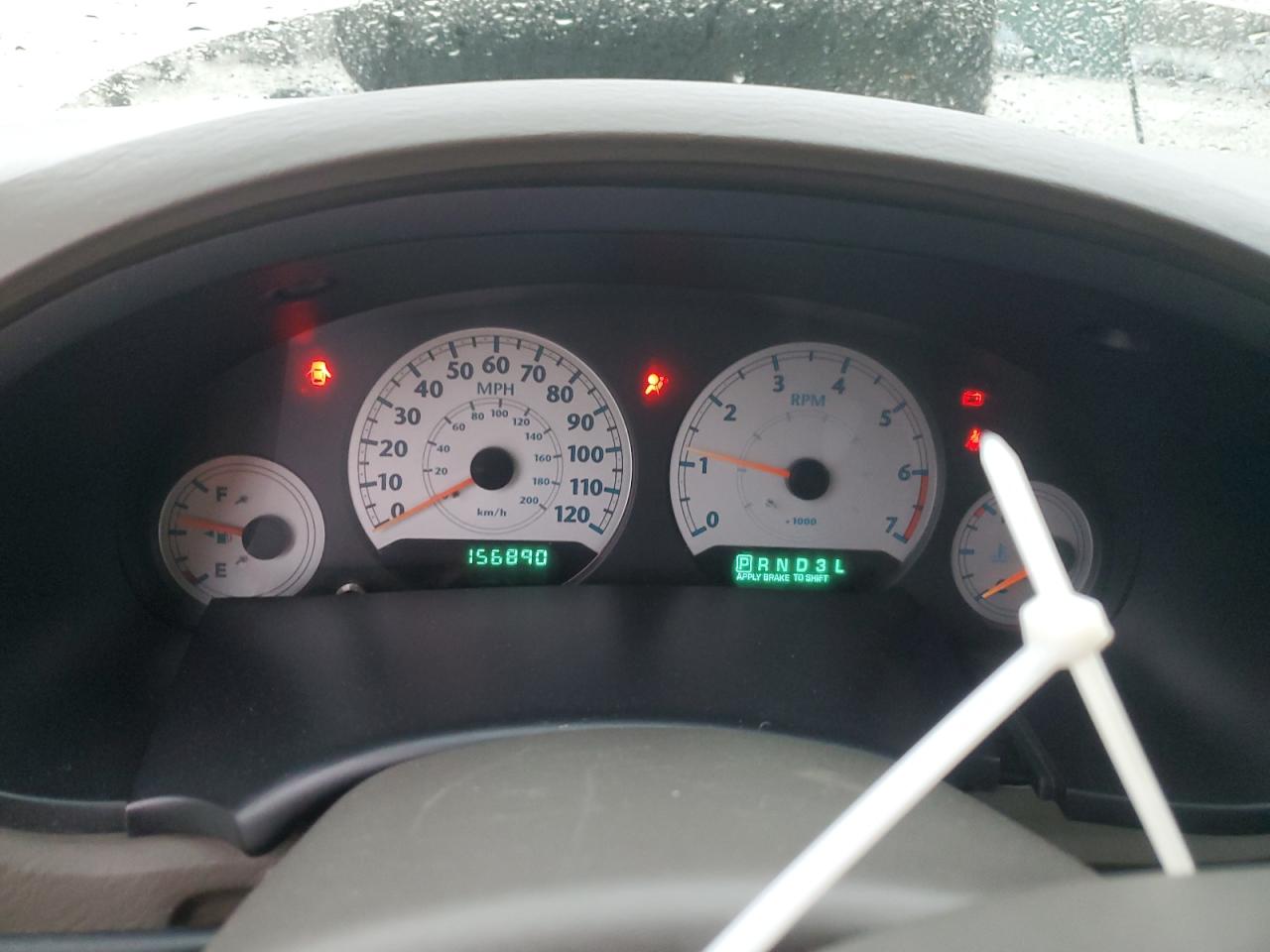 CHRYSLER TOWN & COUNTRY 2006 — 10