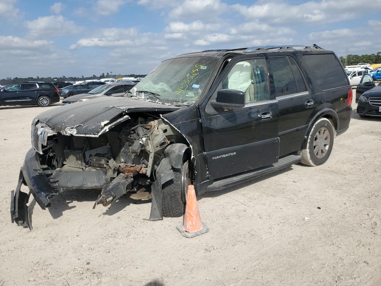2004 LINCOLN NAVIGATOR