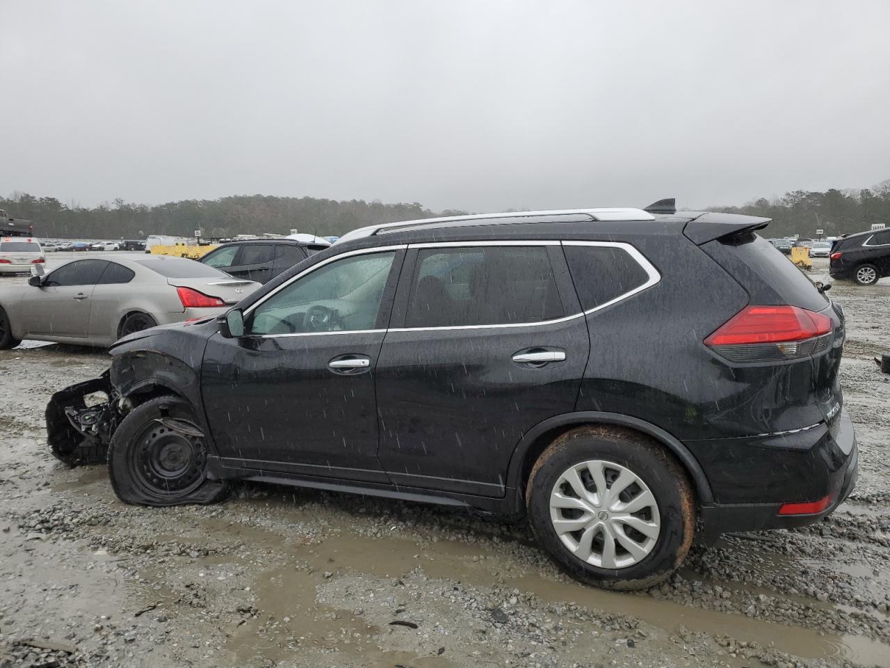 NISSAN ROGUE 2017 — 3