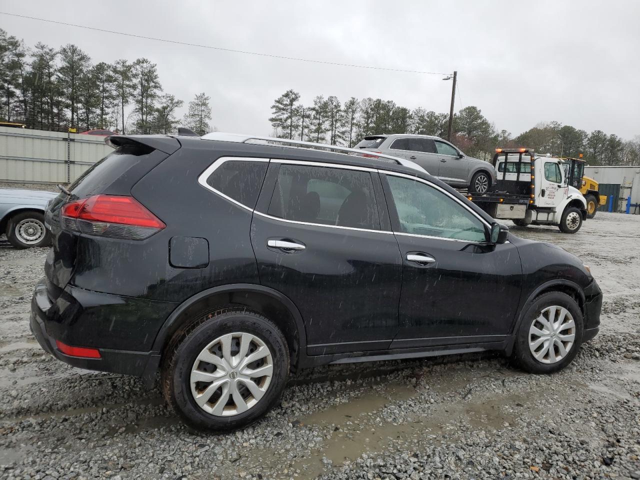 NISSAN ROGUE 2017 — 4