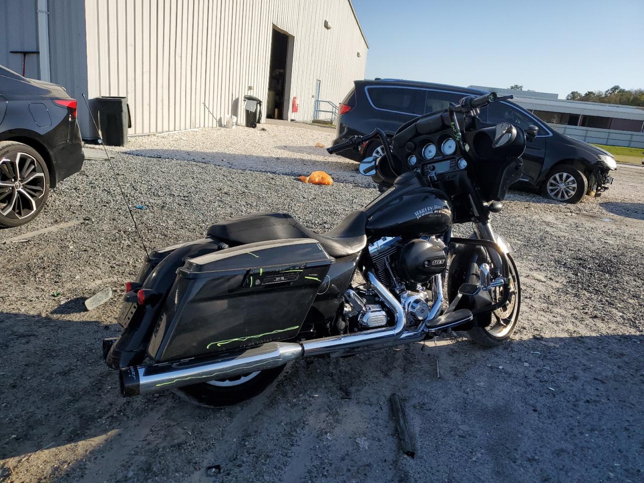 HARLEY-DAVIDSON FLHX 2013 — 5