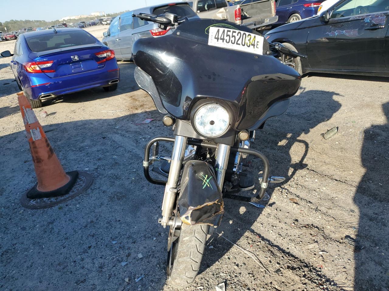 HARLEY-DAVIDSON FLHX 2013 — 10