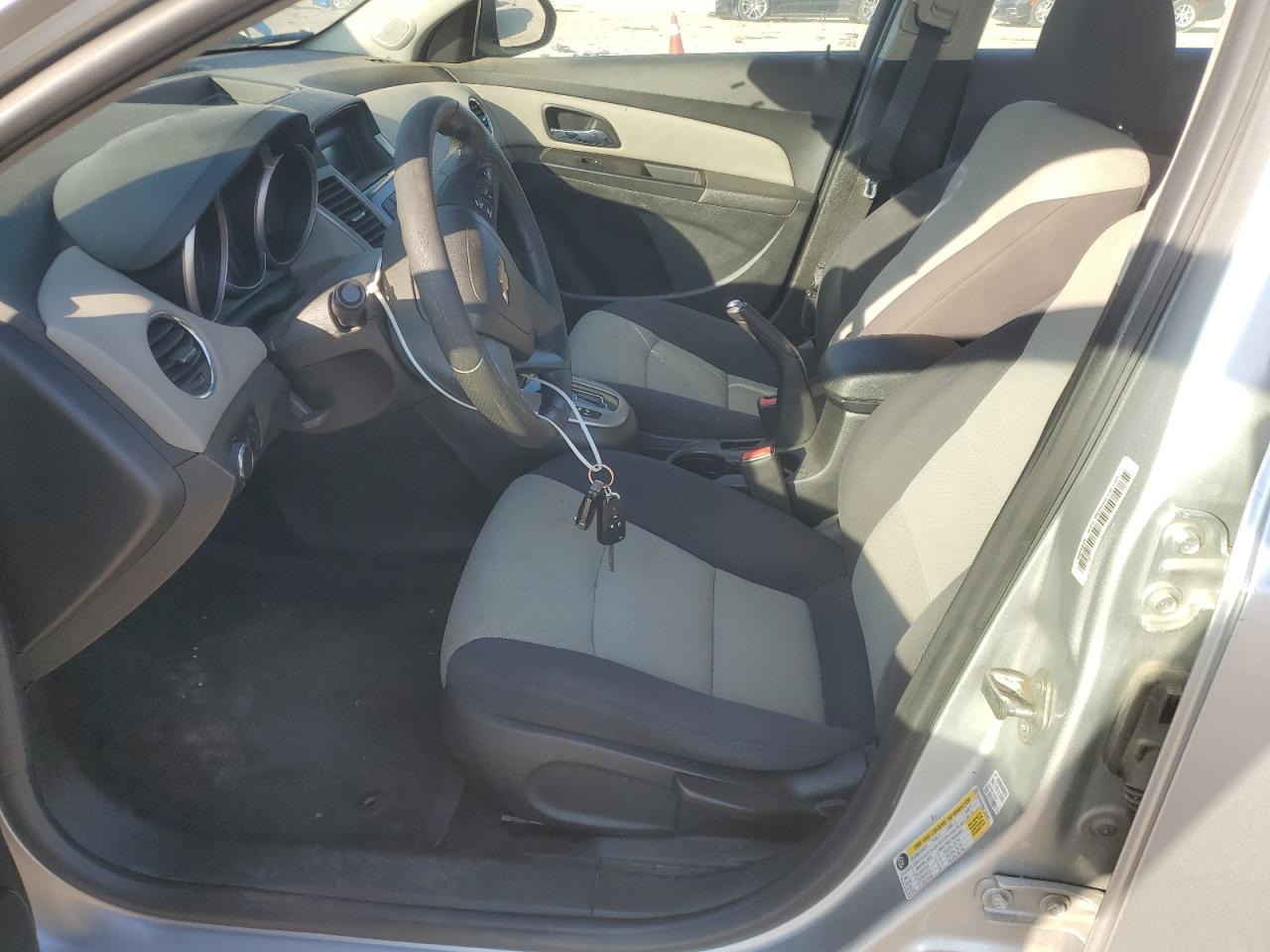 CHEVROLET CRUZE 2014 — 8