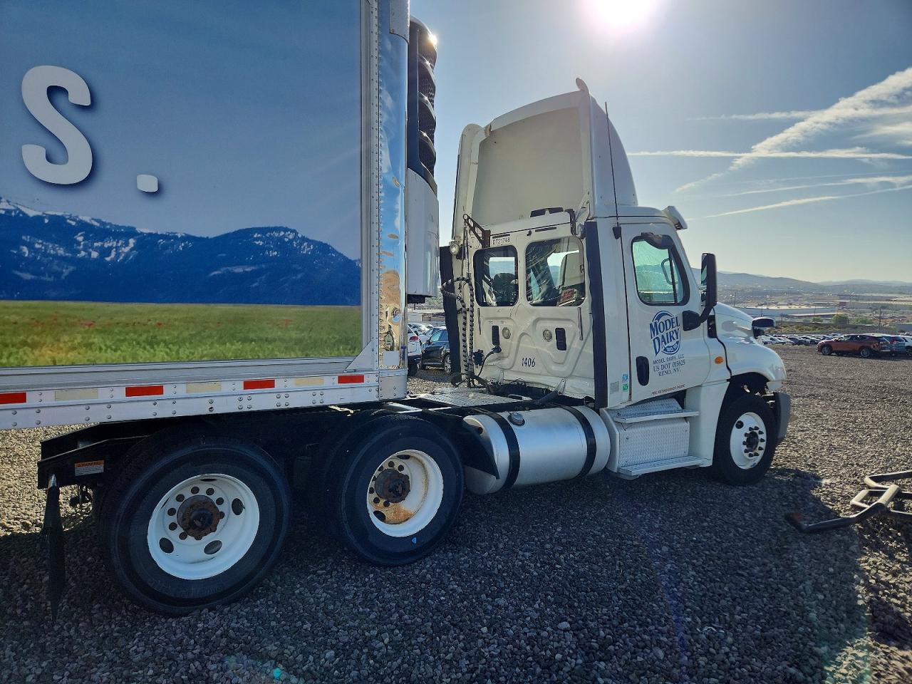 2013 FREIGHTLINER CASCADIA
