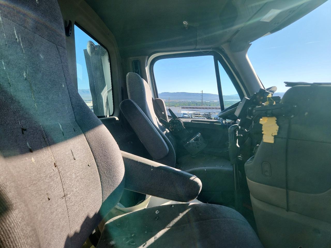 FREIGHTLINER CASCADIA 2013 — 6