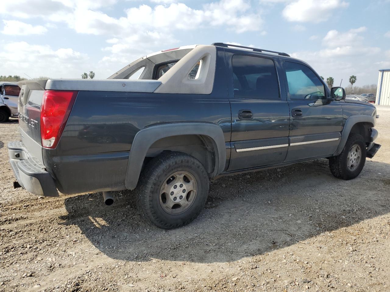 CHEVROLET AVALANCHE 2005 — 4